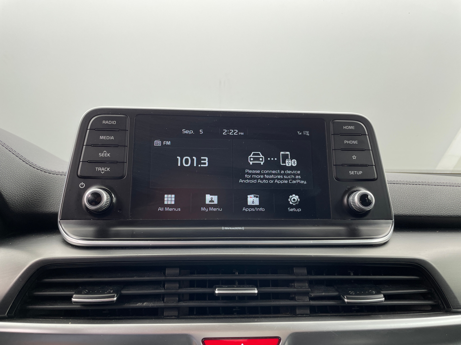 Thumbnail: 2020 Kia Telluride - 3