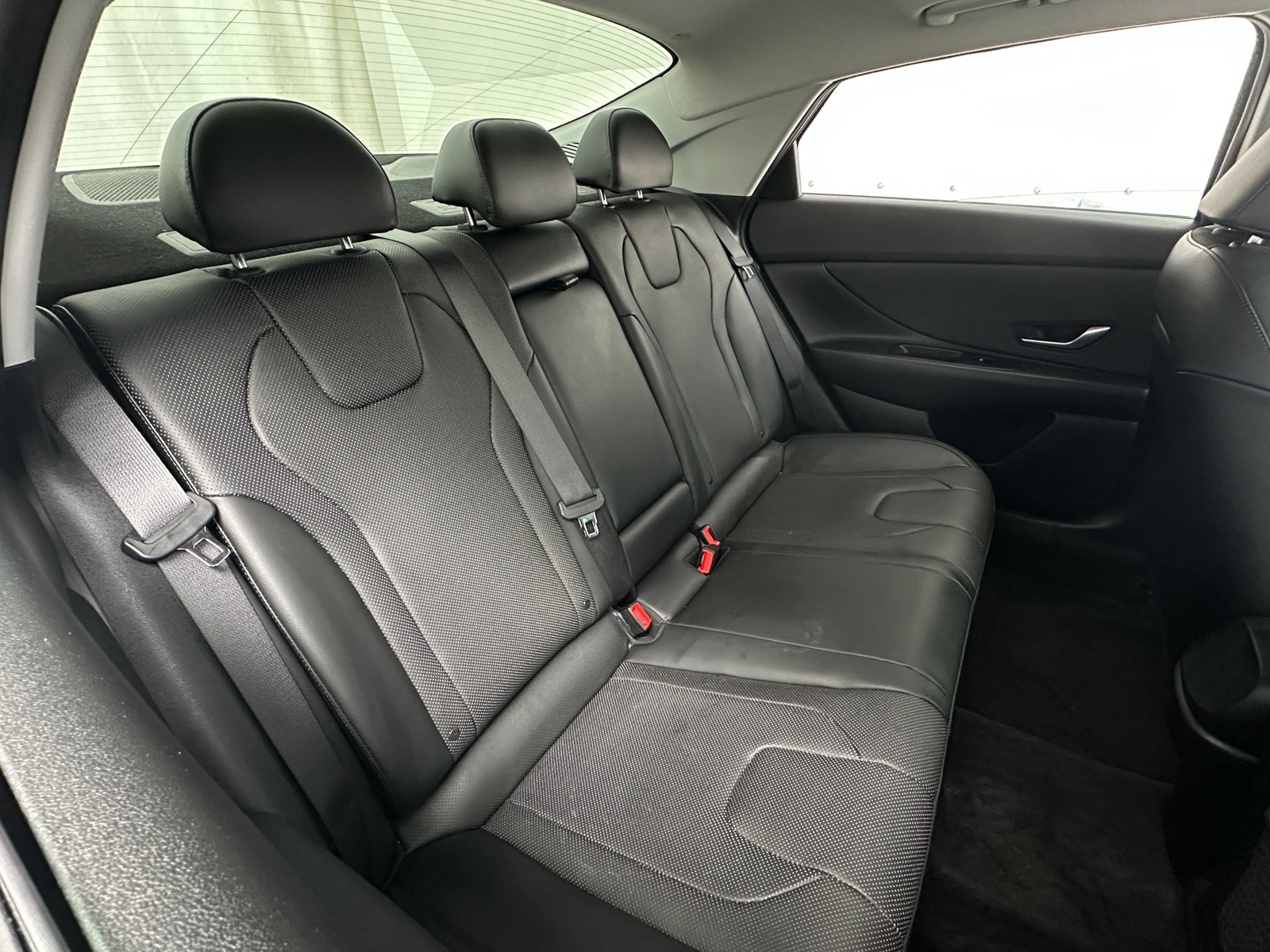 Thumbnail: 2021 Hyundai Elantra - 5