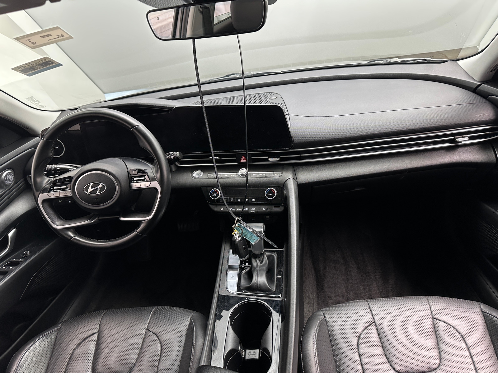 Thumbnail: 2021 Hyundai Elantra - 2