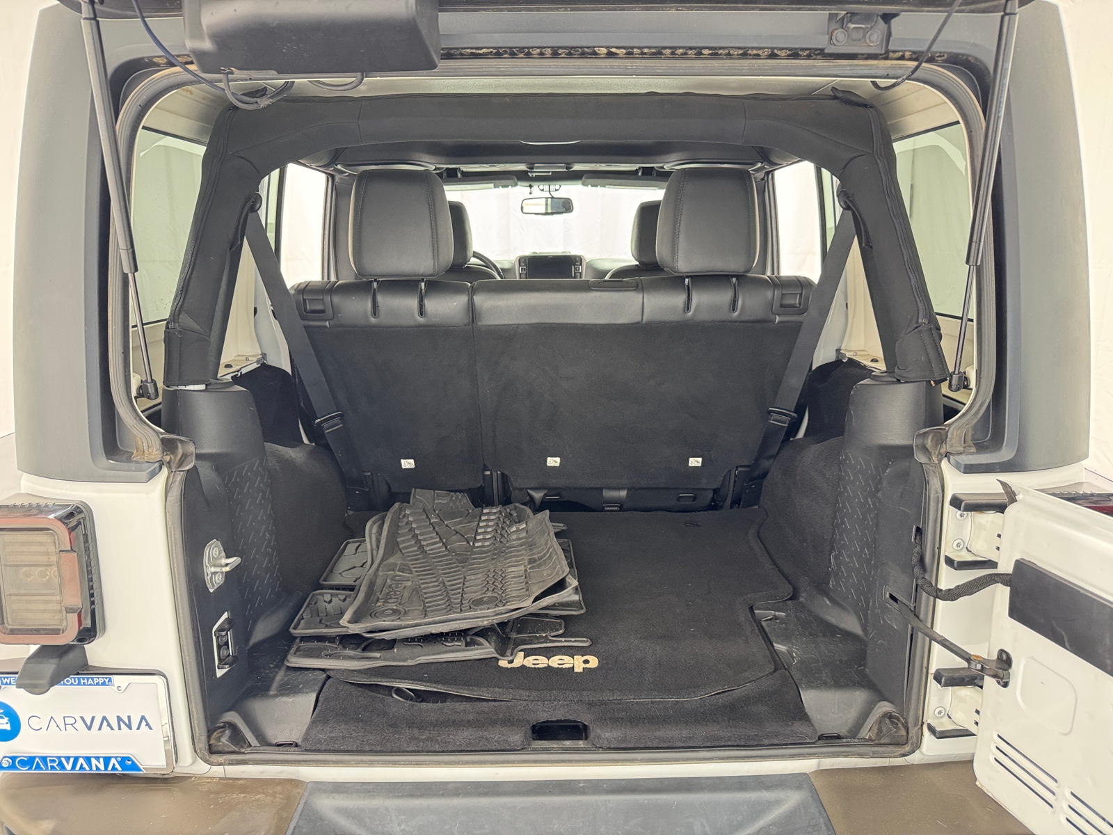Thumbnail: 2016 Jeep Wrangler - 6