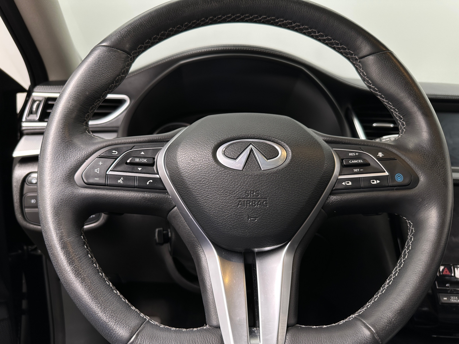 Thumbnail: 2021 INFINITI QX50 - 4