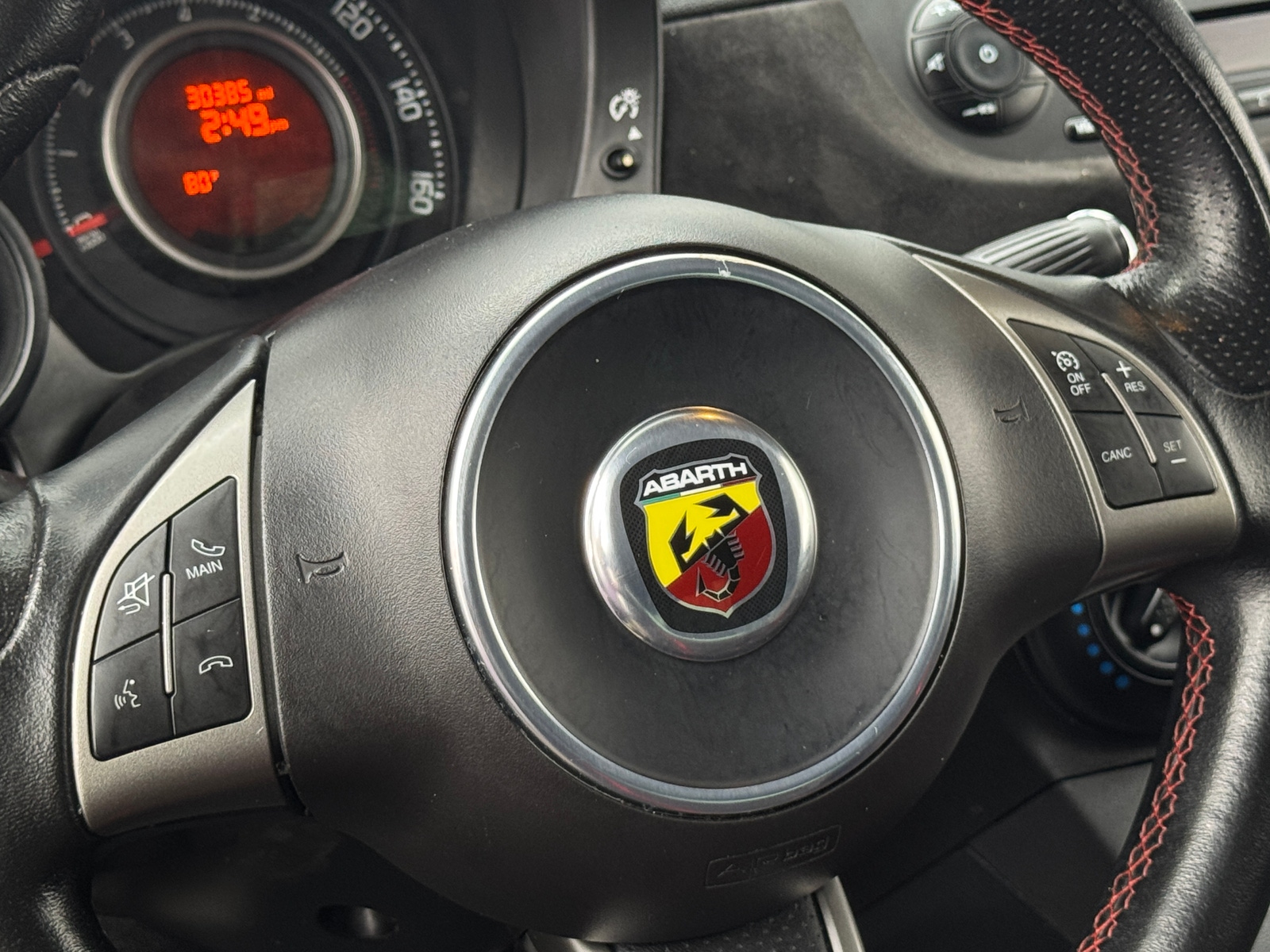 Thumbnail: 2013 Fiat 500 - 4