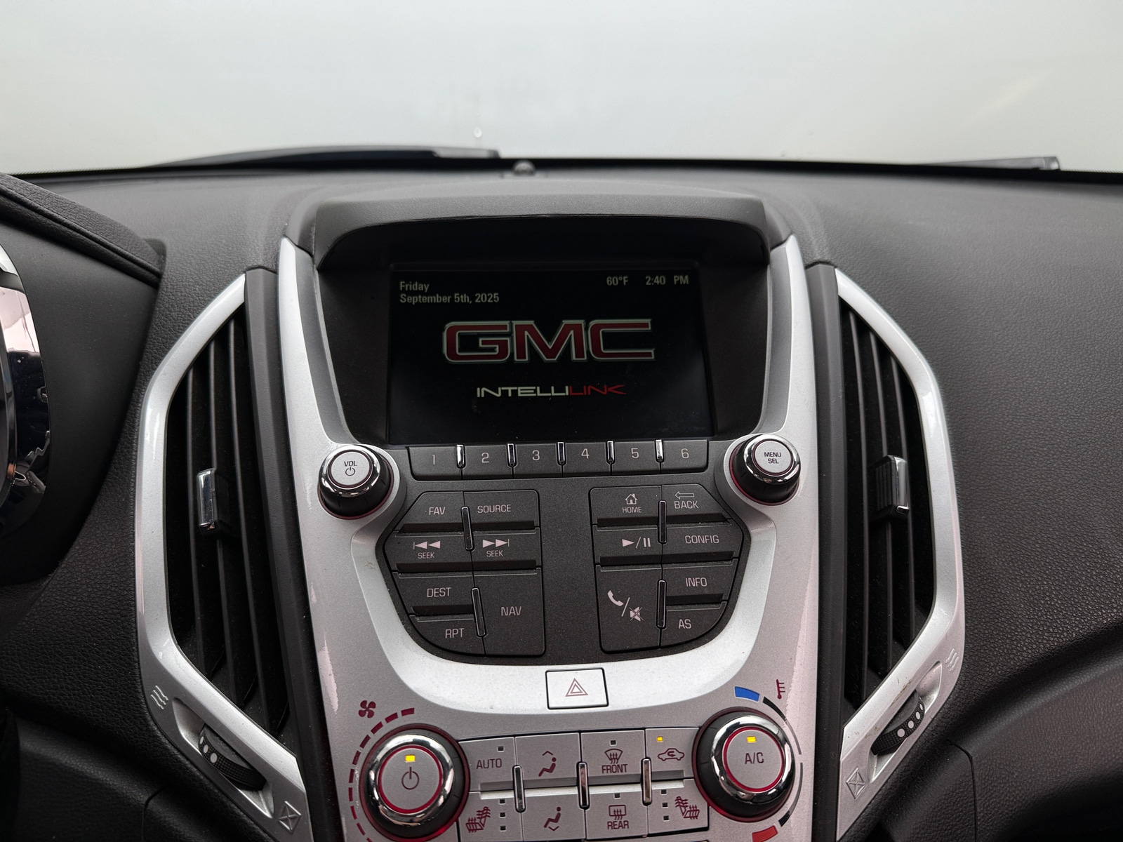 Thumbnail: 2016 GMC Terrain - 3