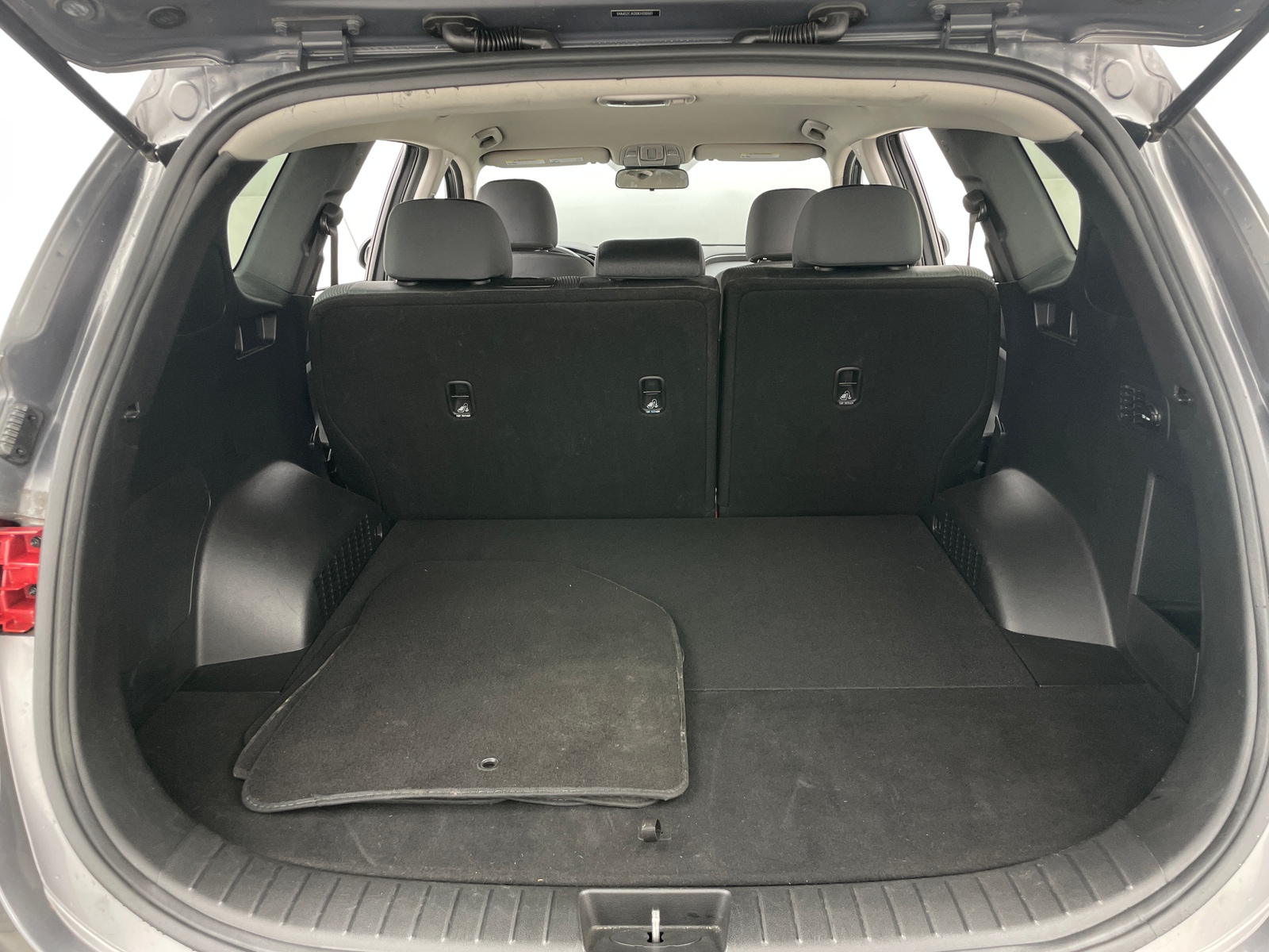 Thumbnail: 2019 Hyundai Santa Fe - 7