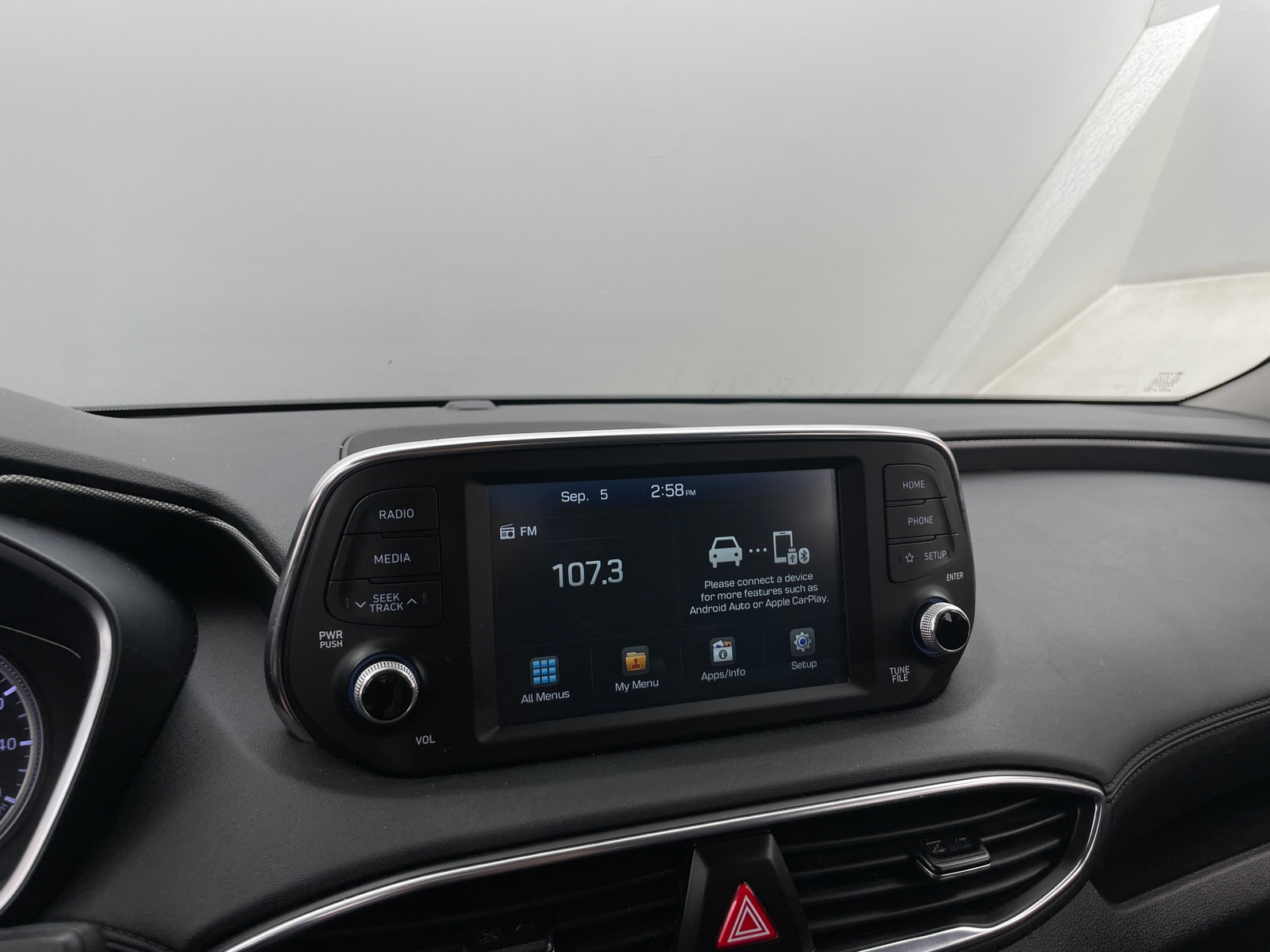 Thumbnail: 2019 Hyundai Santa Fe - 4