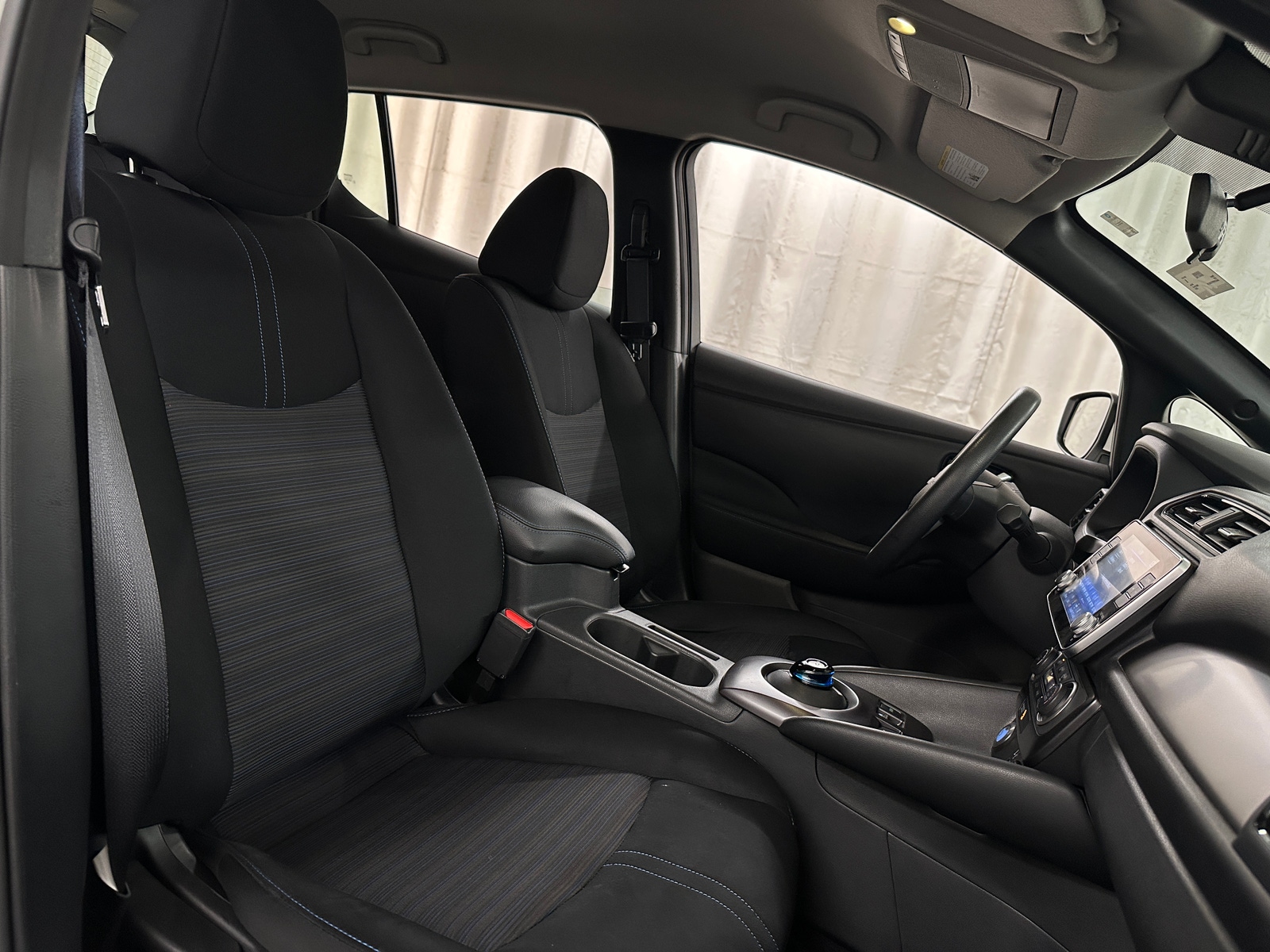 Thumbnail: 2023 Nissan Leaf - 2