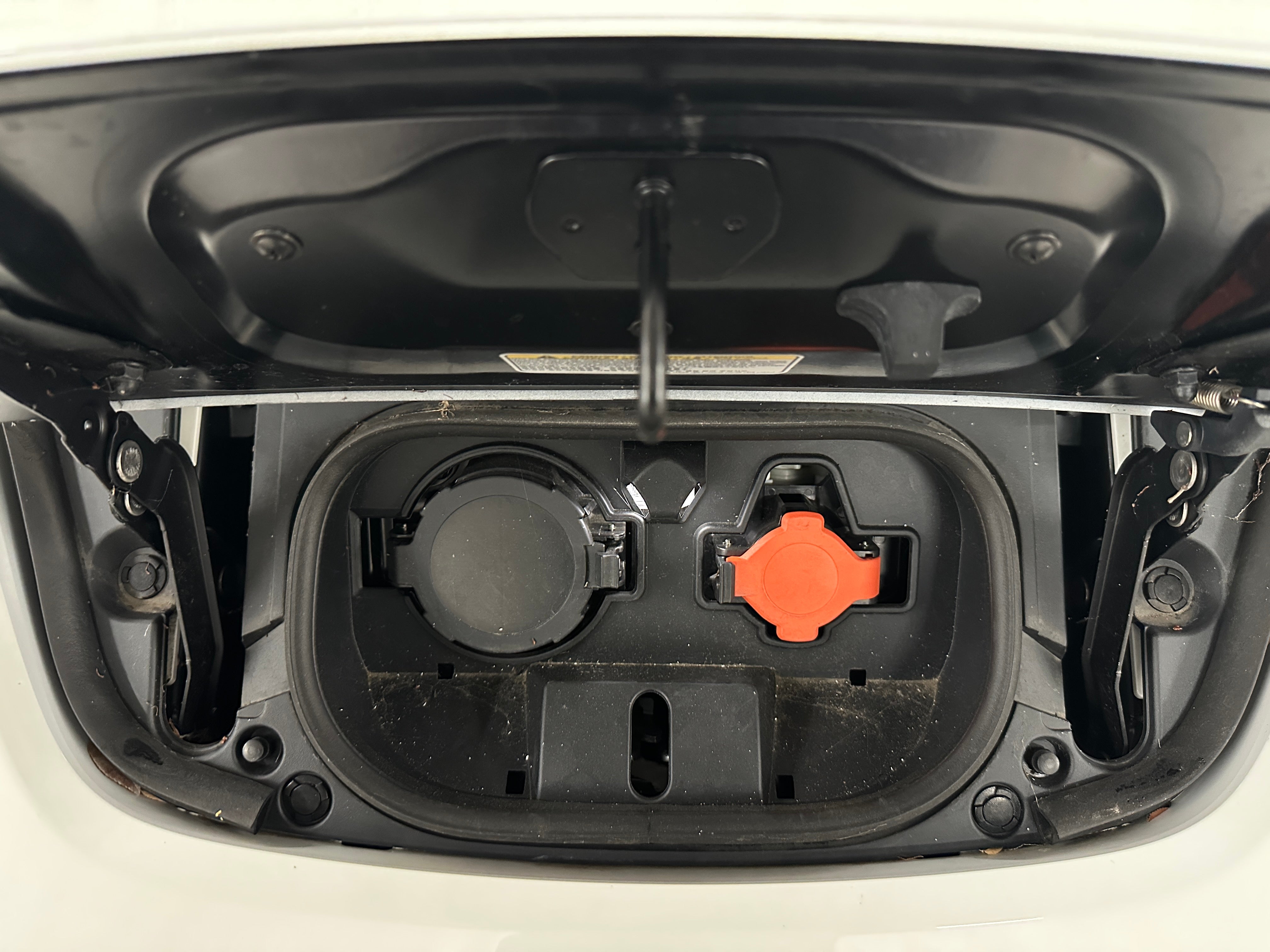 Used 2023 Nissan Leaf S with VIN 1N4AZ1BV9PC556718 for sale in Oak Creek, WI