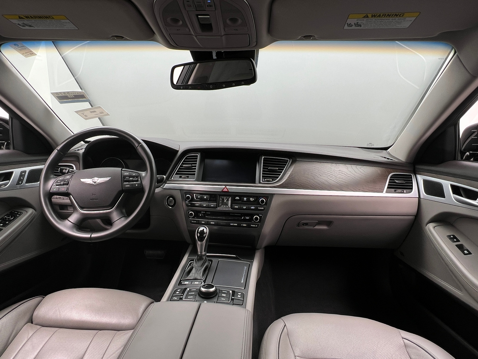 Thumbnail: 2015 Hyundai Genesis - 2