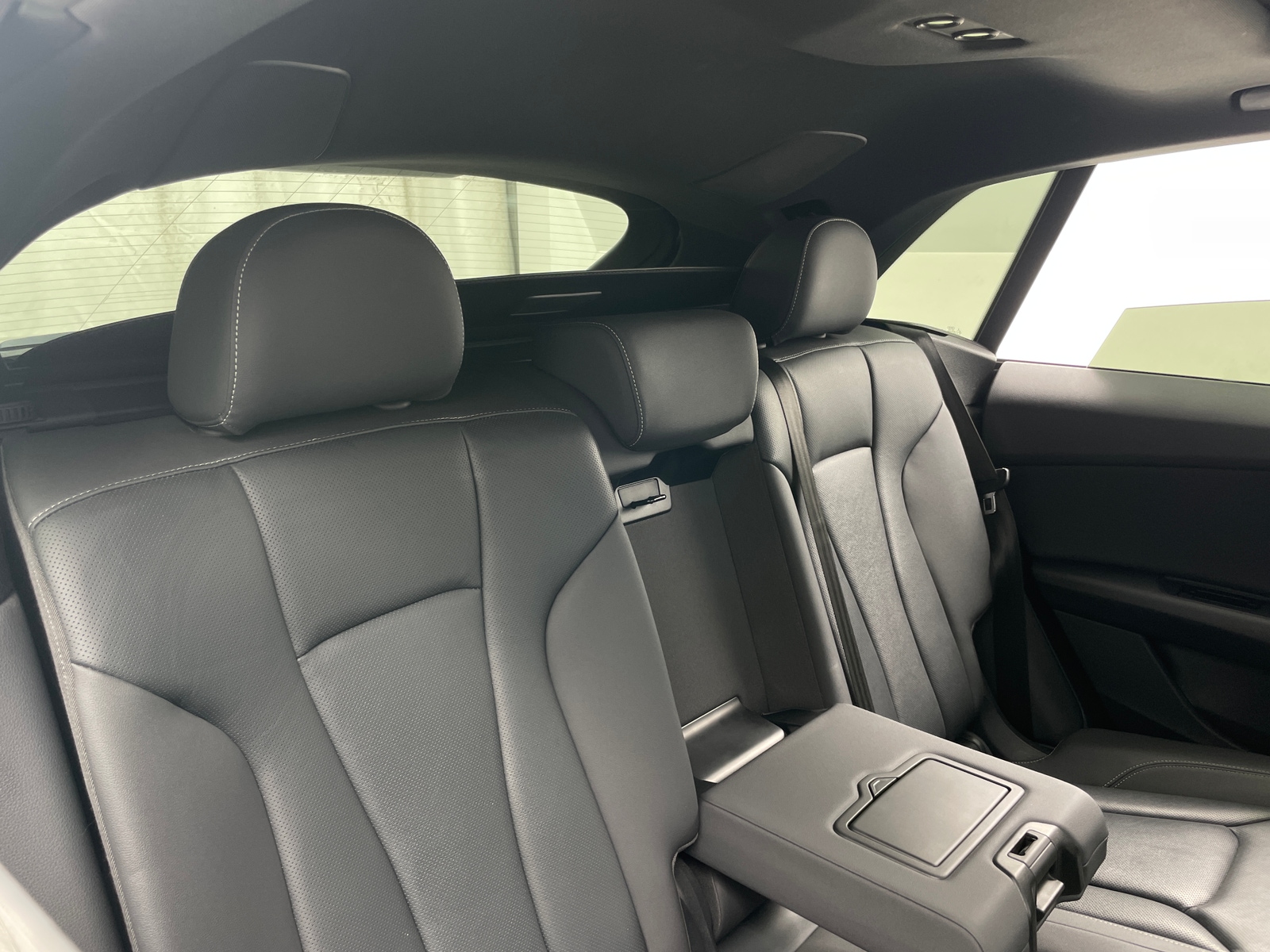 Thumbnail: 2019 Audi Q8 - 5