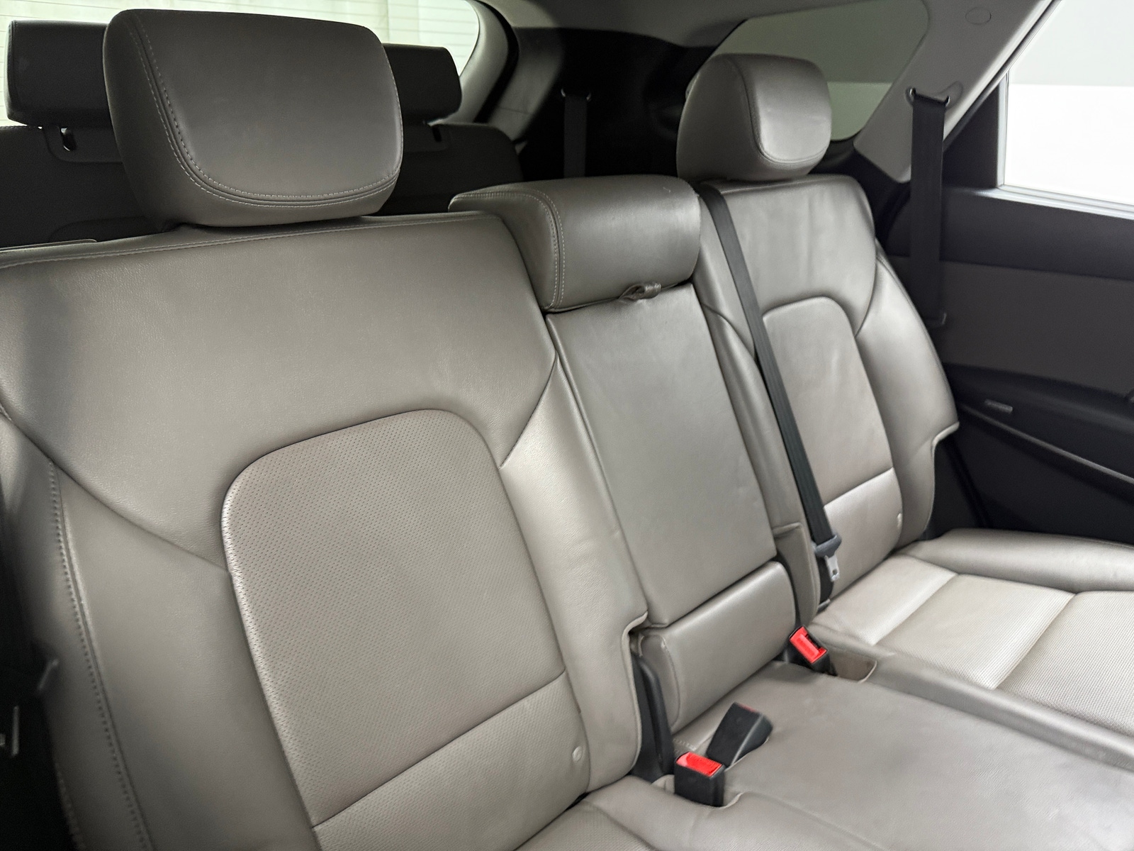 Thumbnail: 2015 Hyundai Santa Fe - 5