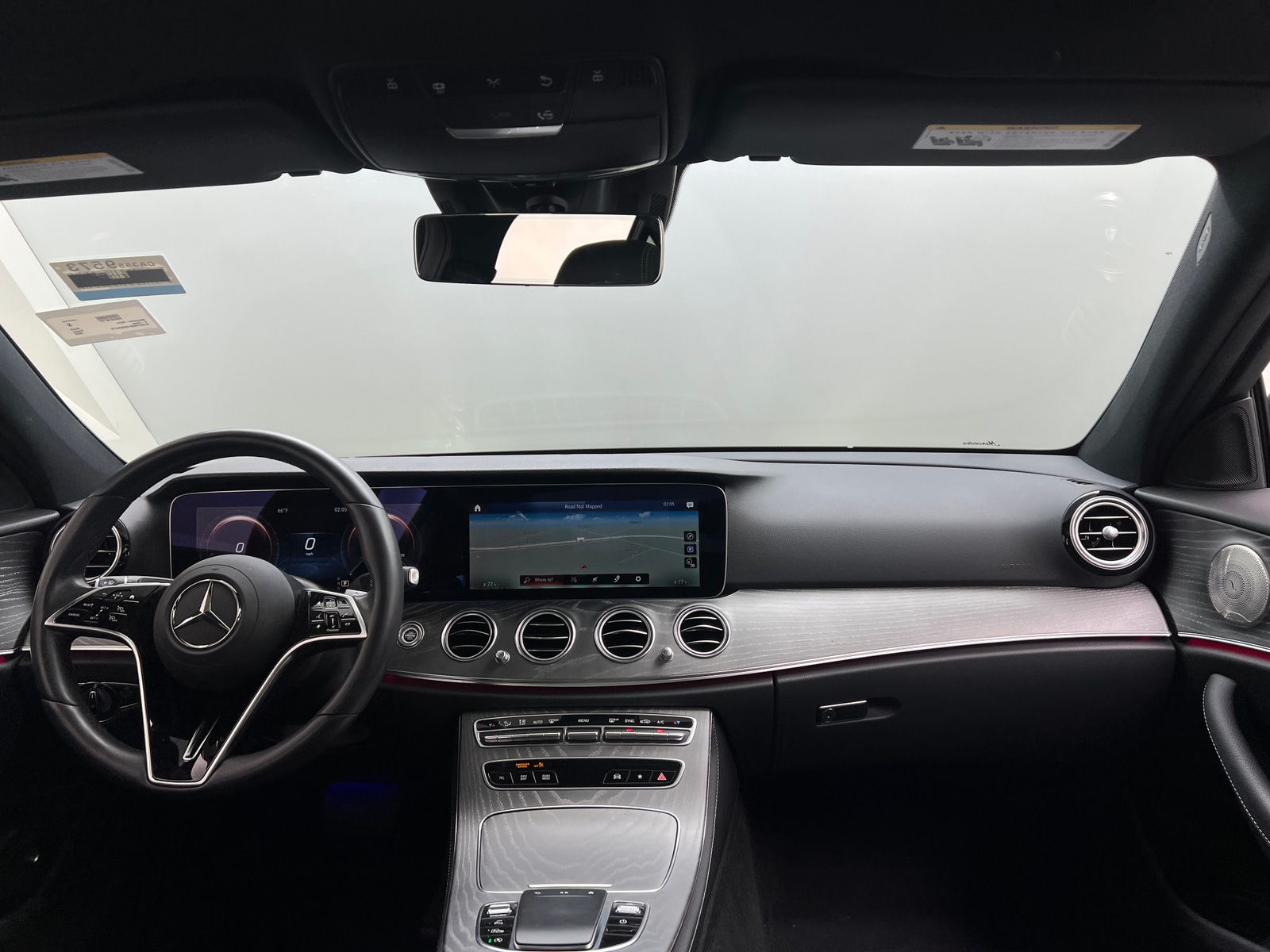 Thumbnail: 2022 Mercedes-Benz E-Class - 2