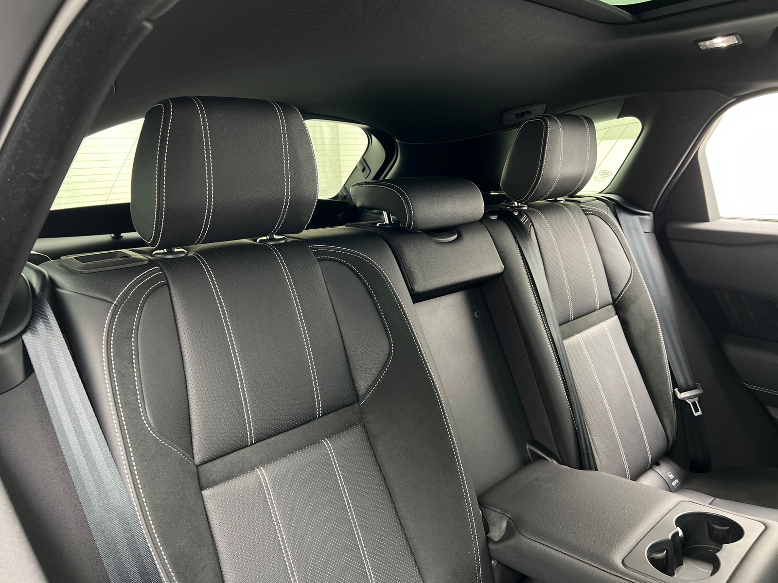 Thumbnail: 2020 Land Rover Range Rover Velar - 5