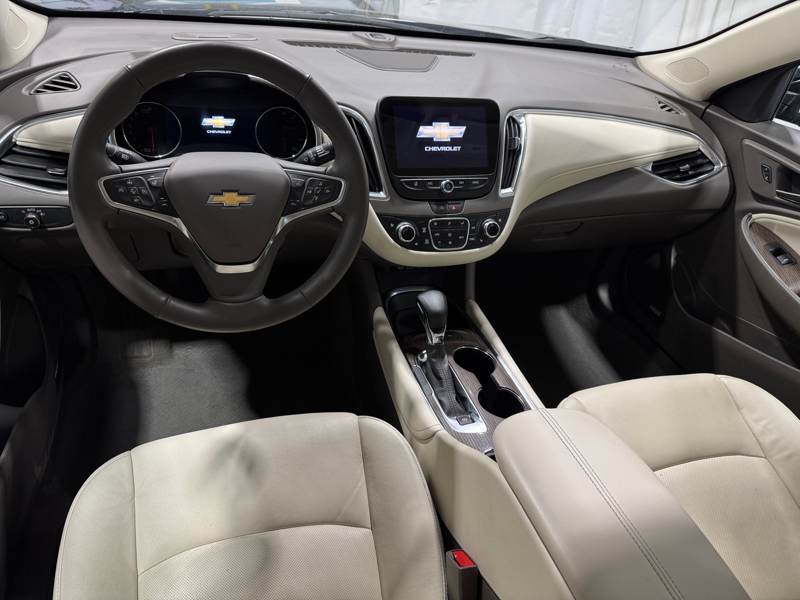 Thumbnail: 2024 Chevrolet Malibu - 2