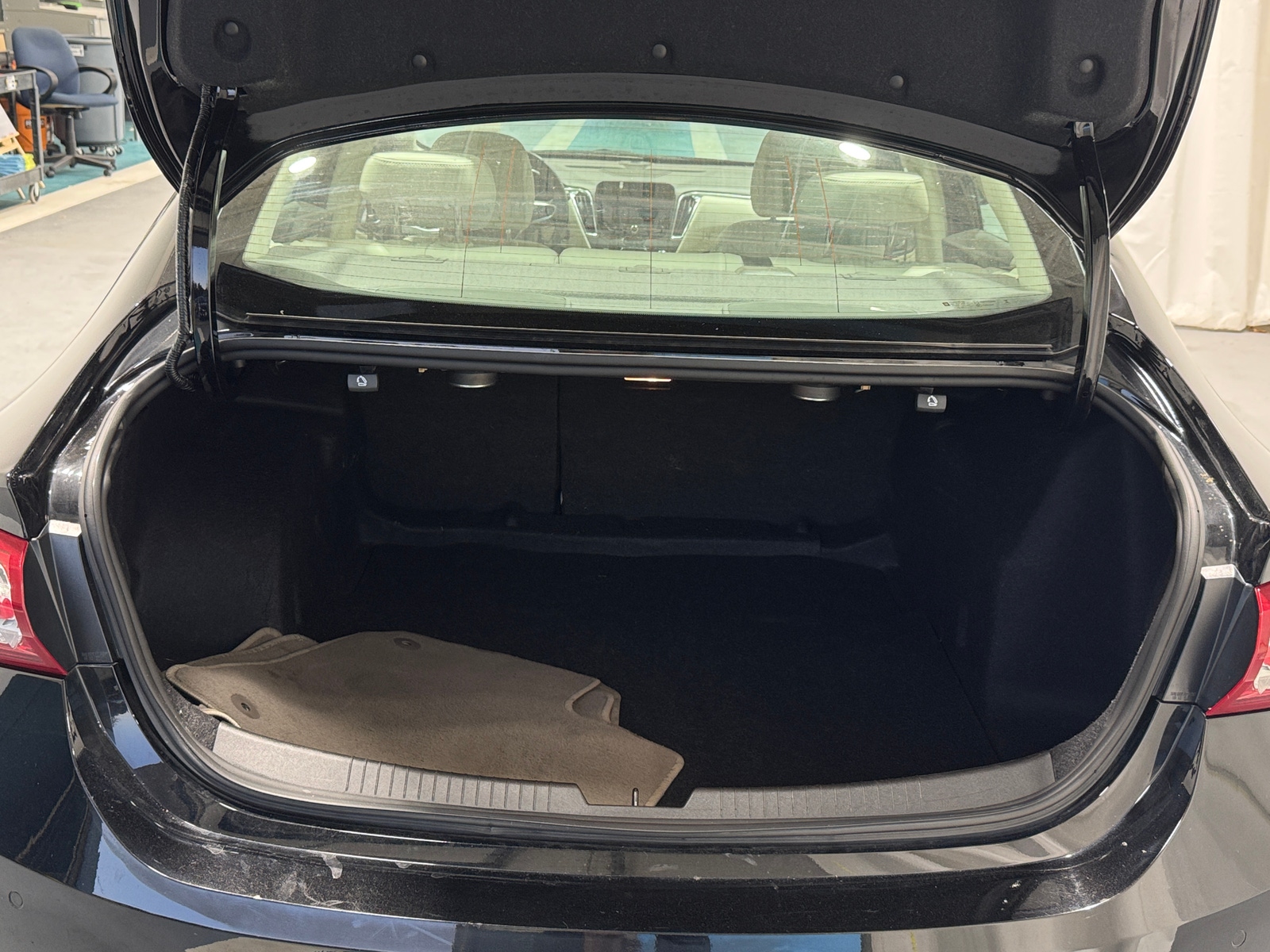 Thumbnail: 2024 Chevrolet Malibu - 6