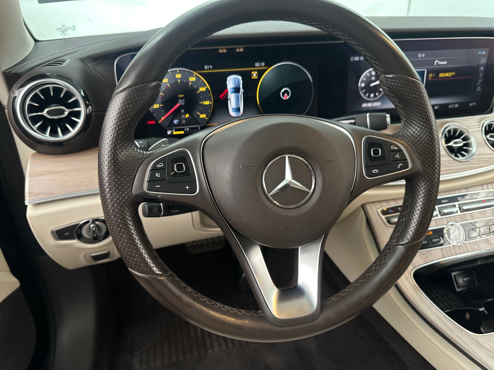 Thumbnail: 2018 Mercedes-Benz E-Class - 4