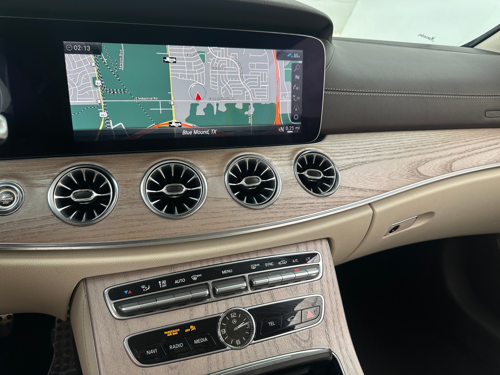Thumbnail: 2018 Mercedes-Benz E-Class - 3