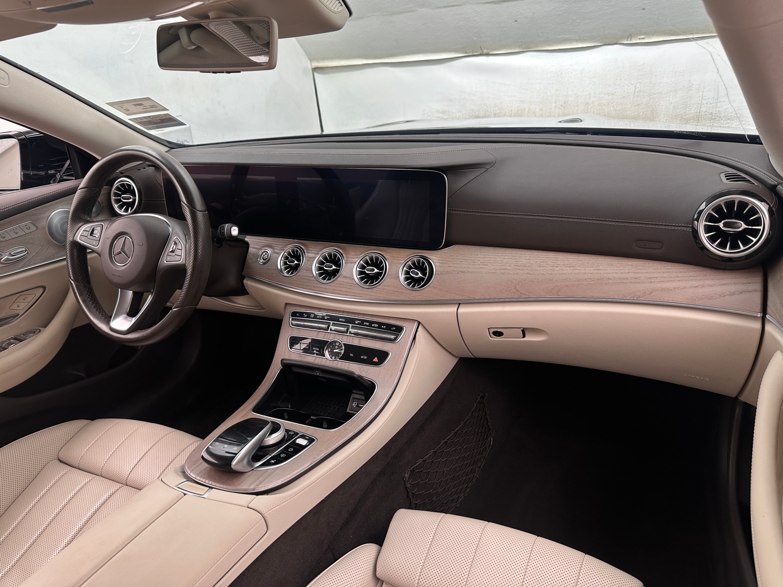Thumbnail: 2018 Mercedes-Benz E-Class - 2