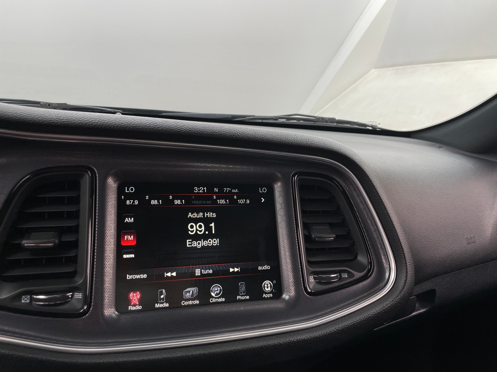 Thumbnail: 2015 Dodge Challenger - 2