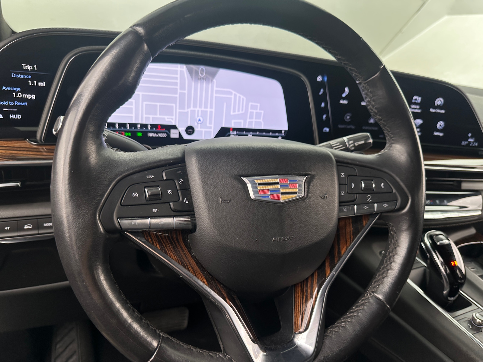 Thumbnail: 2022 Cadillac Escalade - 4