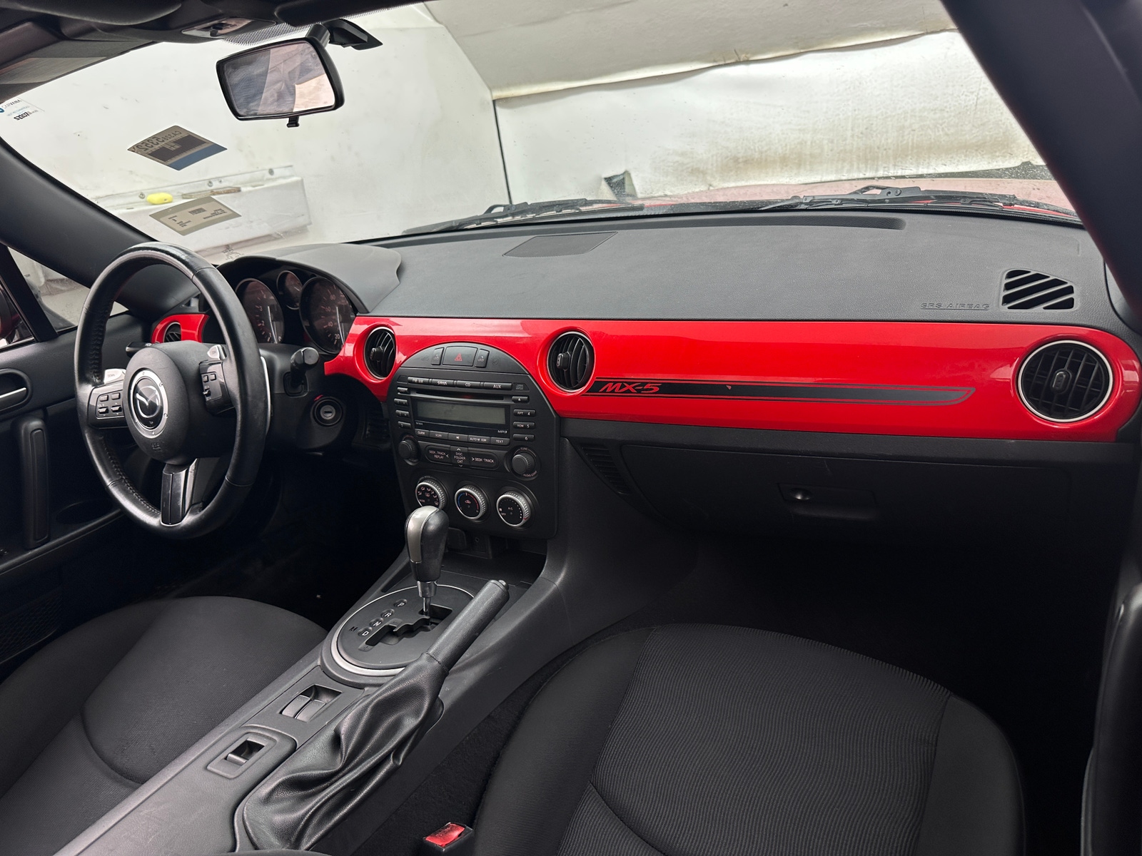 Thumbnail: 2015 Mazda MX-5 Miata - 3
