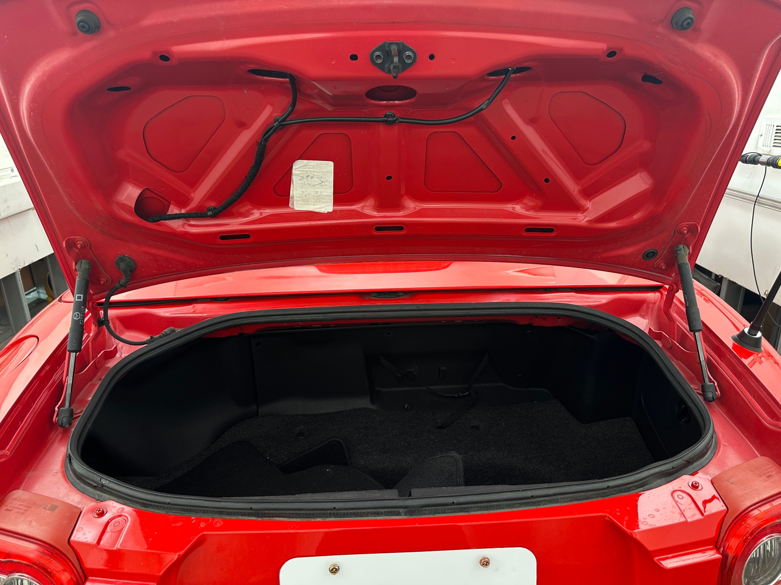 Thumbnail: 2015 Mazda MX-5 Miata - 6