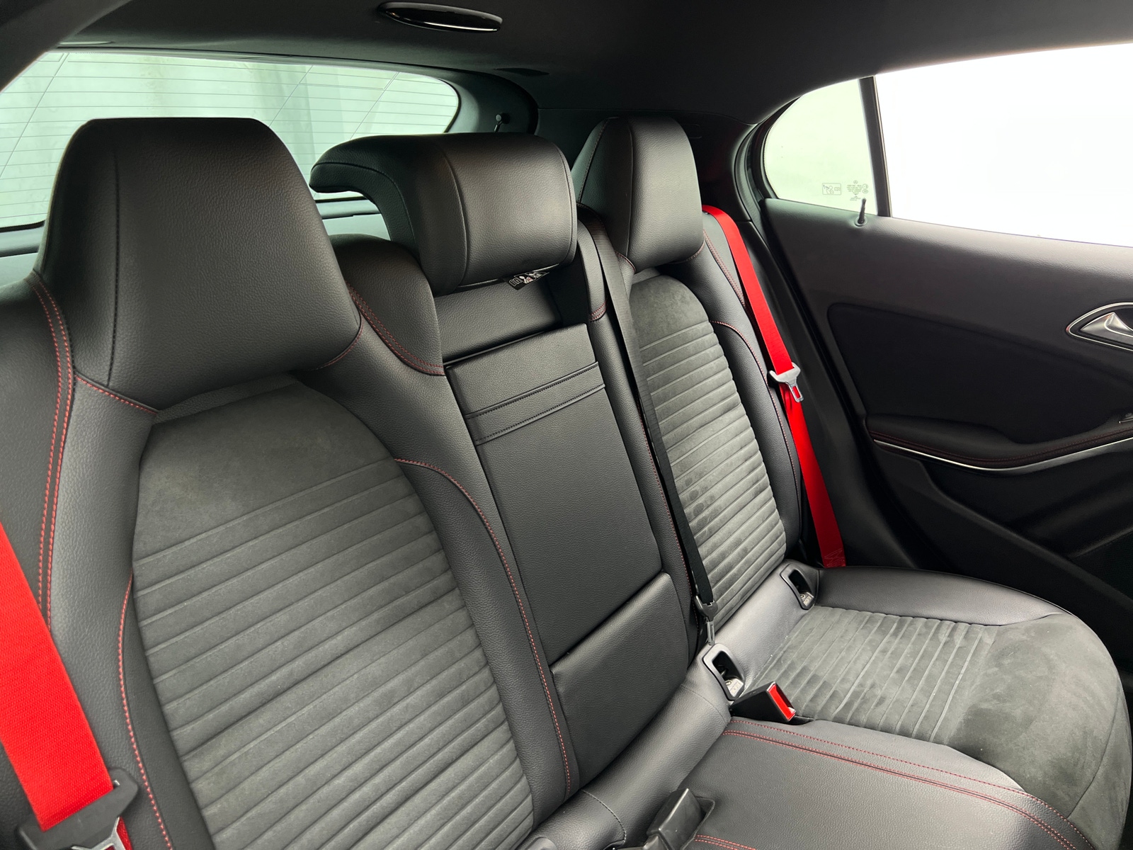 Thumbnail: 2015 Mercedes-Benz GLA - 5