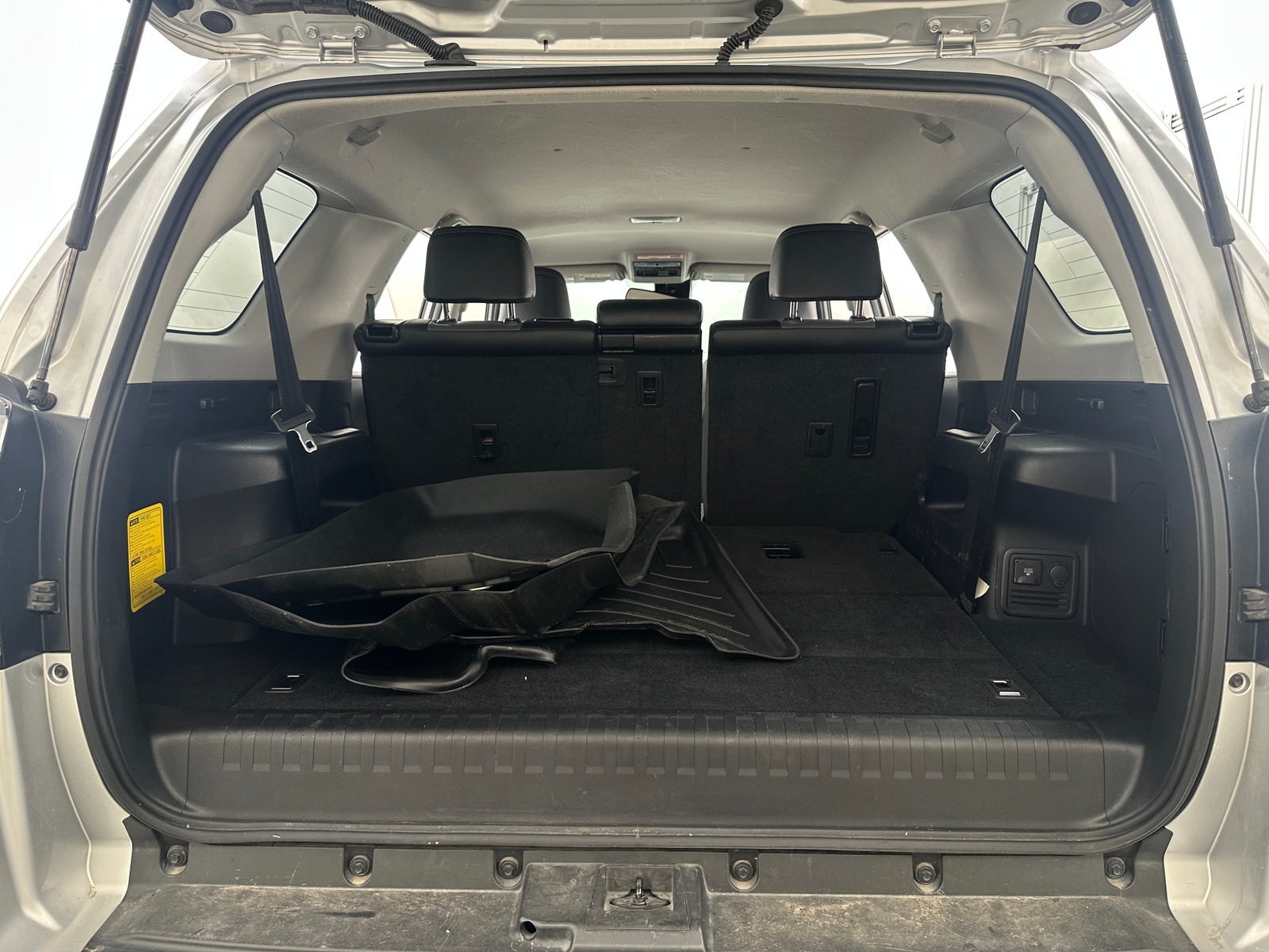 Thumbnail: 2020 Toyota 4Runner - 6