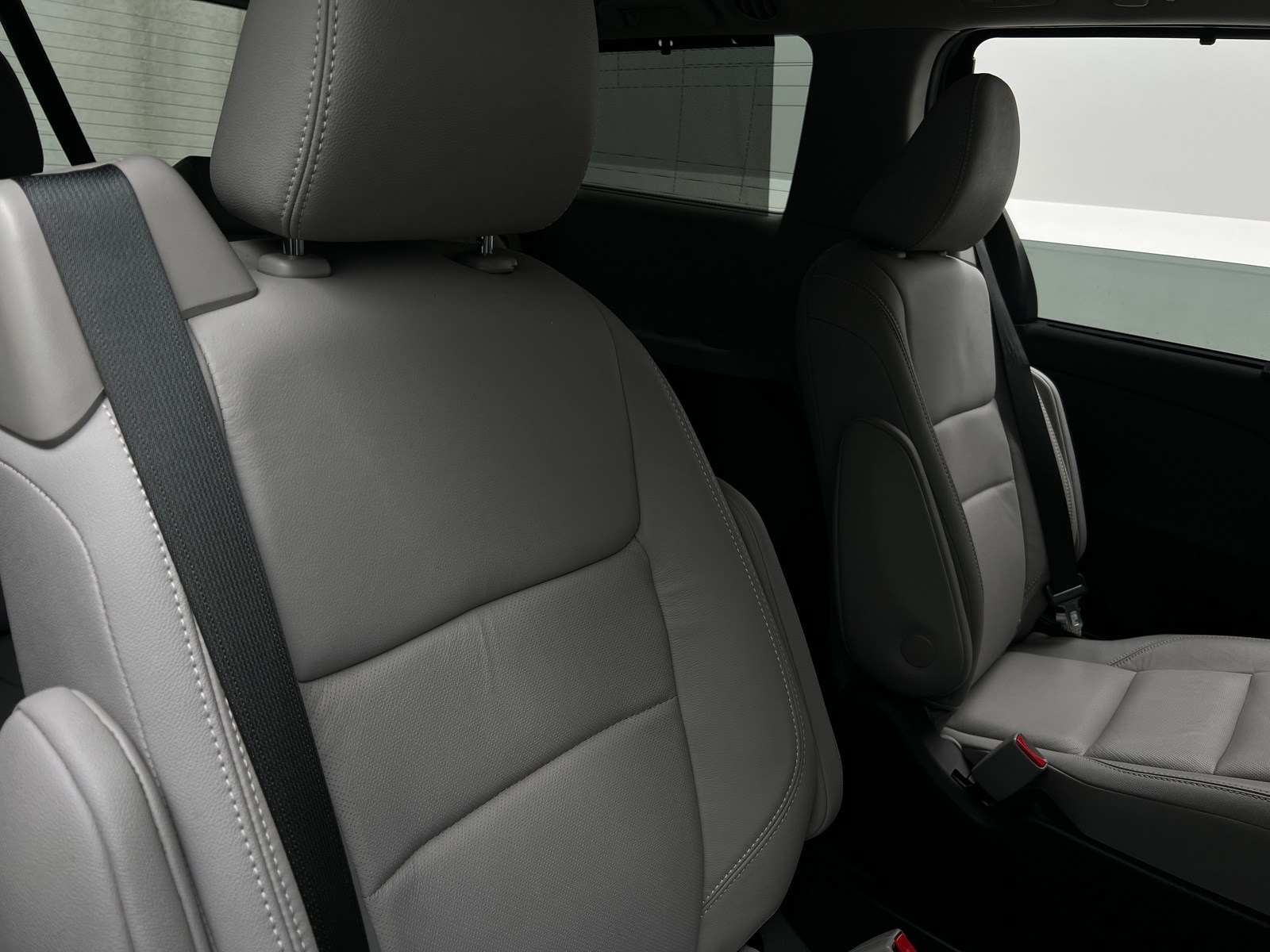 Thumbnail: 2019 Toyota Sienna - 5
