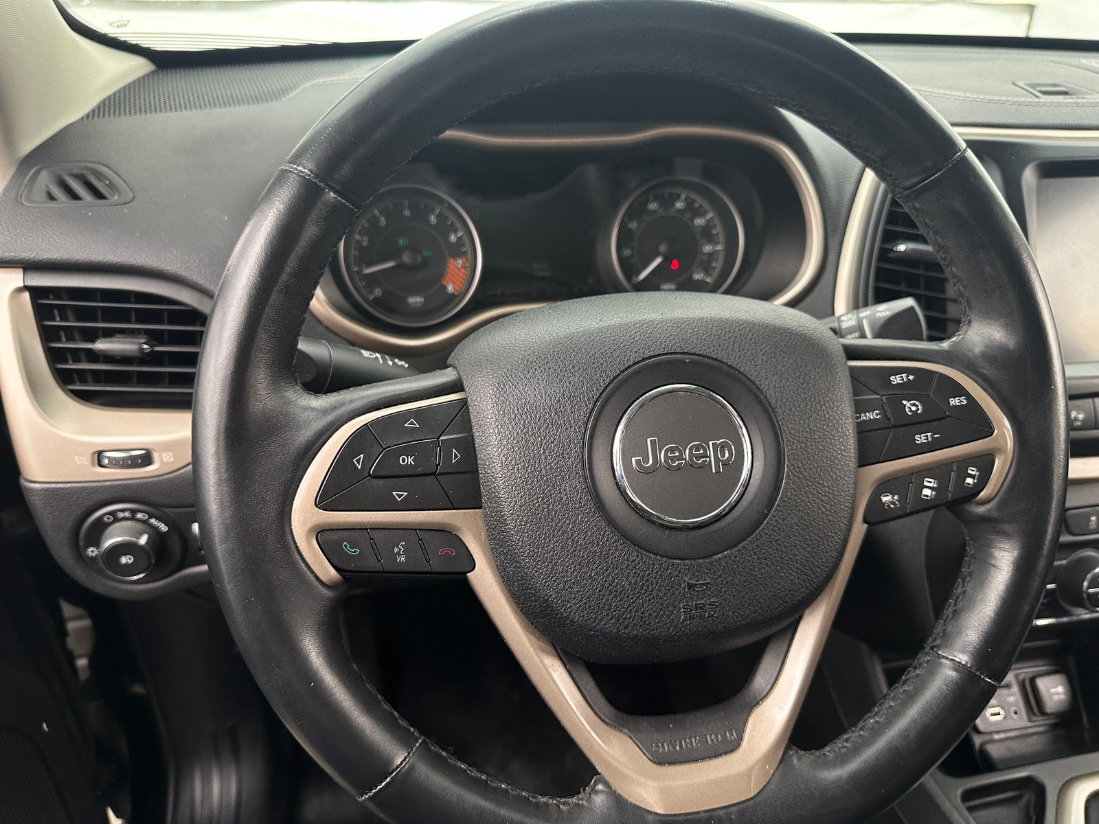Thumbnail: 2014 Jeep Cherokee - 4