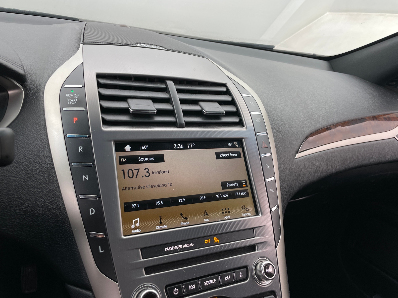 Thumbnail: 2018 Lincoln MKZ - 3