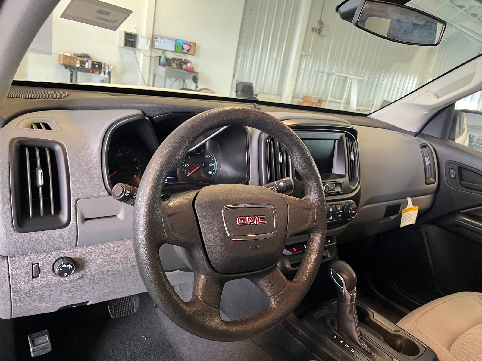 Thumbnail: 2022 GMC Canyon - 3