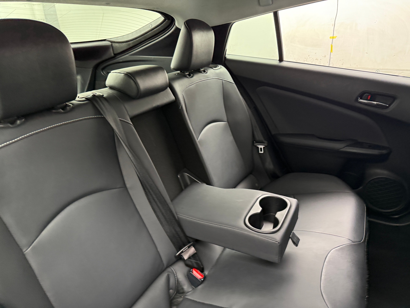 Thumbnail: 2022 Toyota Prius Prime - 6