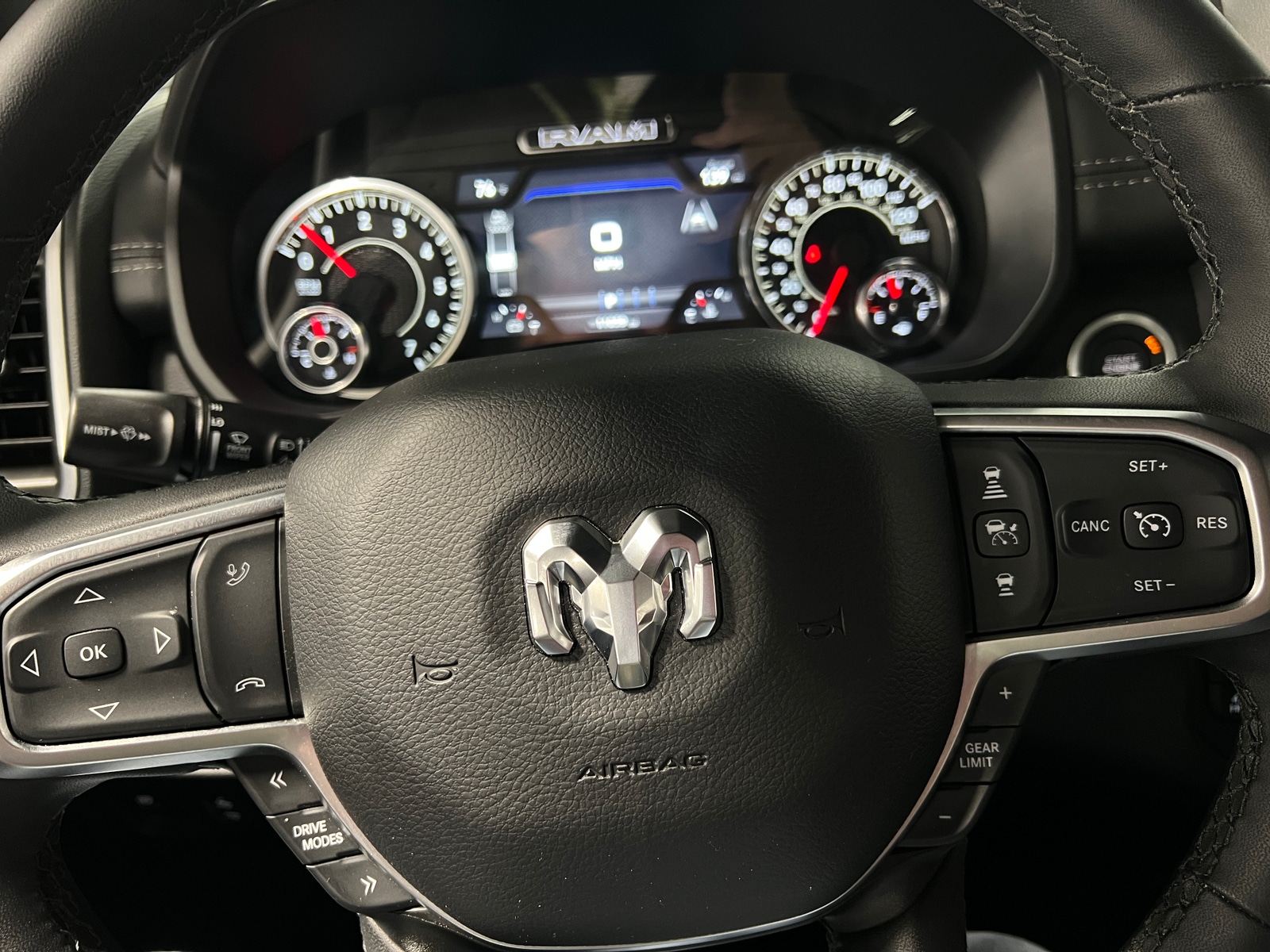 Thumbnail: 2025 RAM 1500 - 5