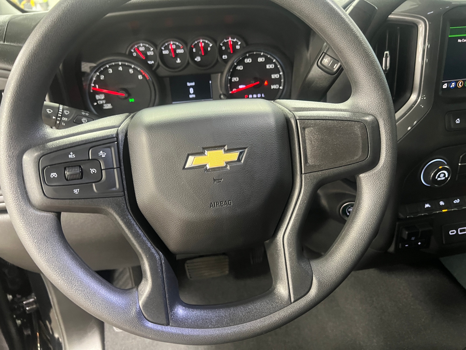 Thumbnail: 2025 Chevrolet Silverado 1500 - 5