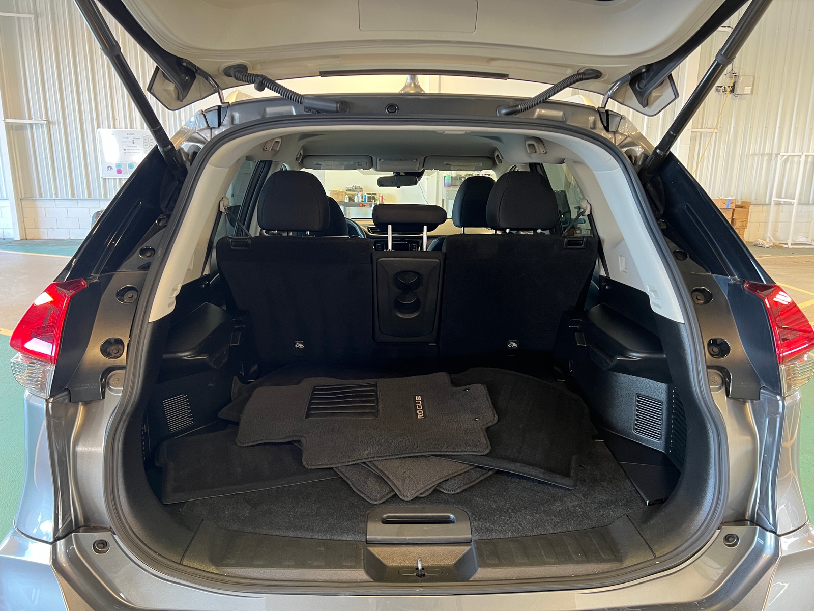 Thumbnail: 2019 Nissan Rogue - 7