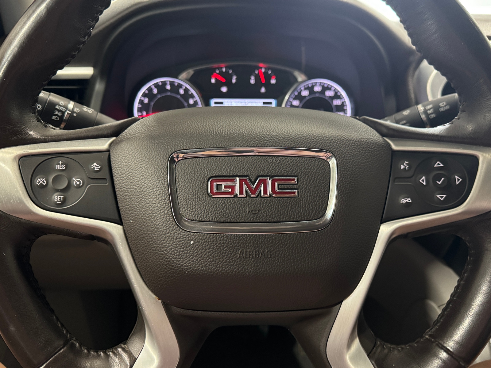 Thumbnail: 2017 GMC Acadia - 4