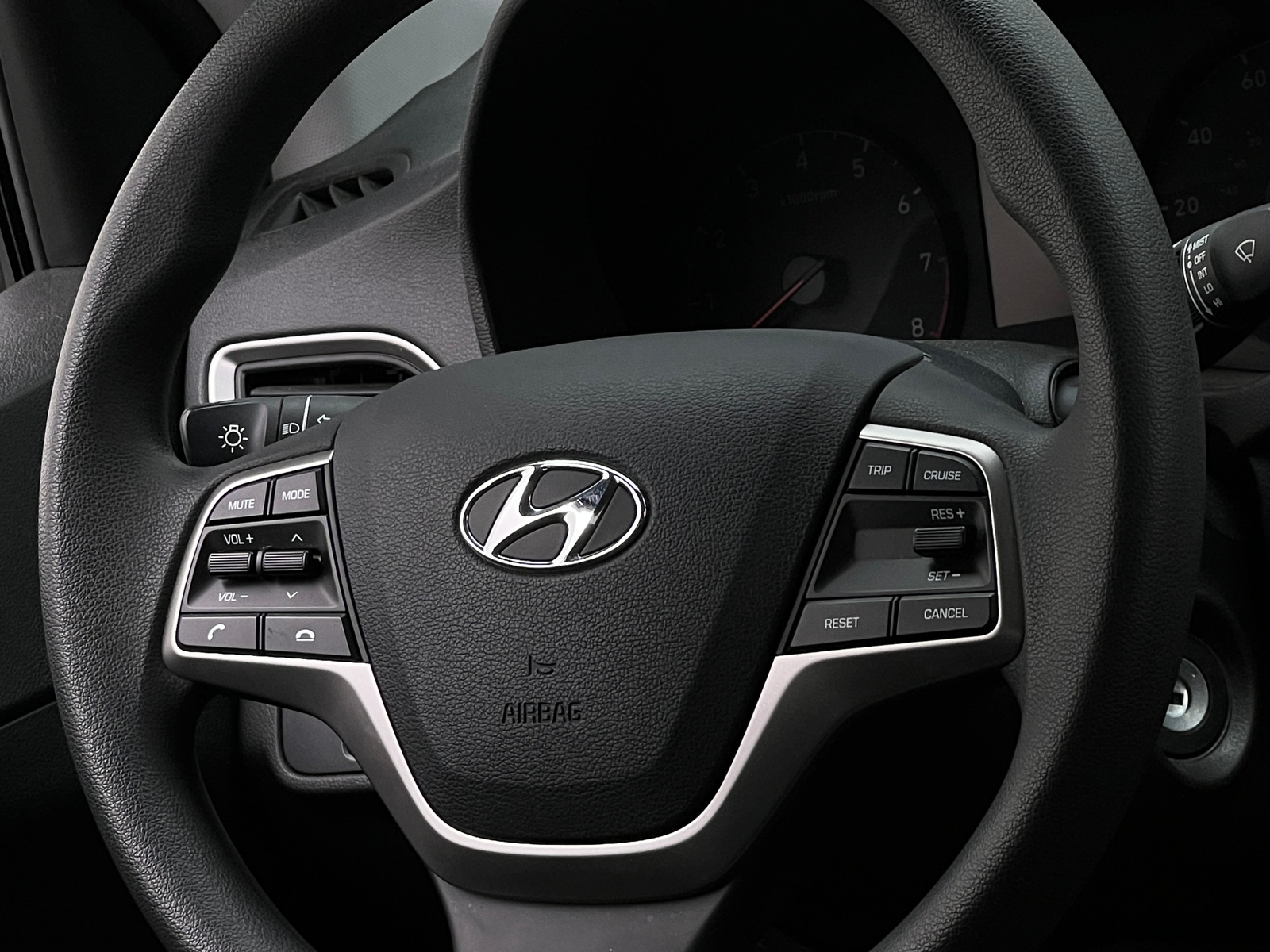 Thumbnail: 2022 Hyundai Accent - 5