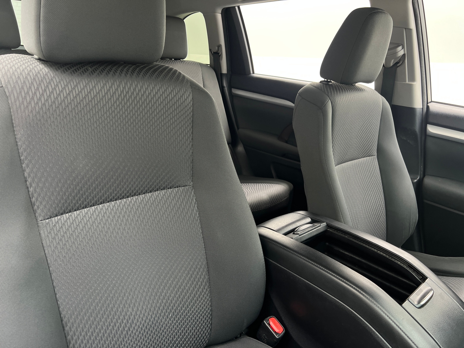 Thumbnail: 2018 Toyota Highlander - 2