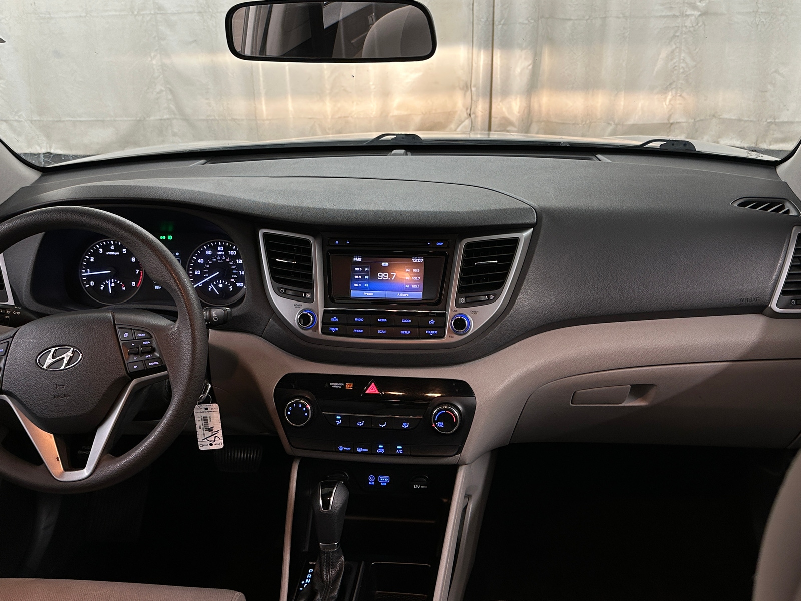 Thumbnail: 2017 Hyundai Tucson - 3