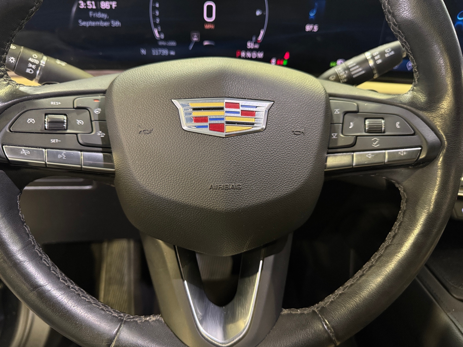 Thumbnail: 2024 Cadillac XT4 - 4