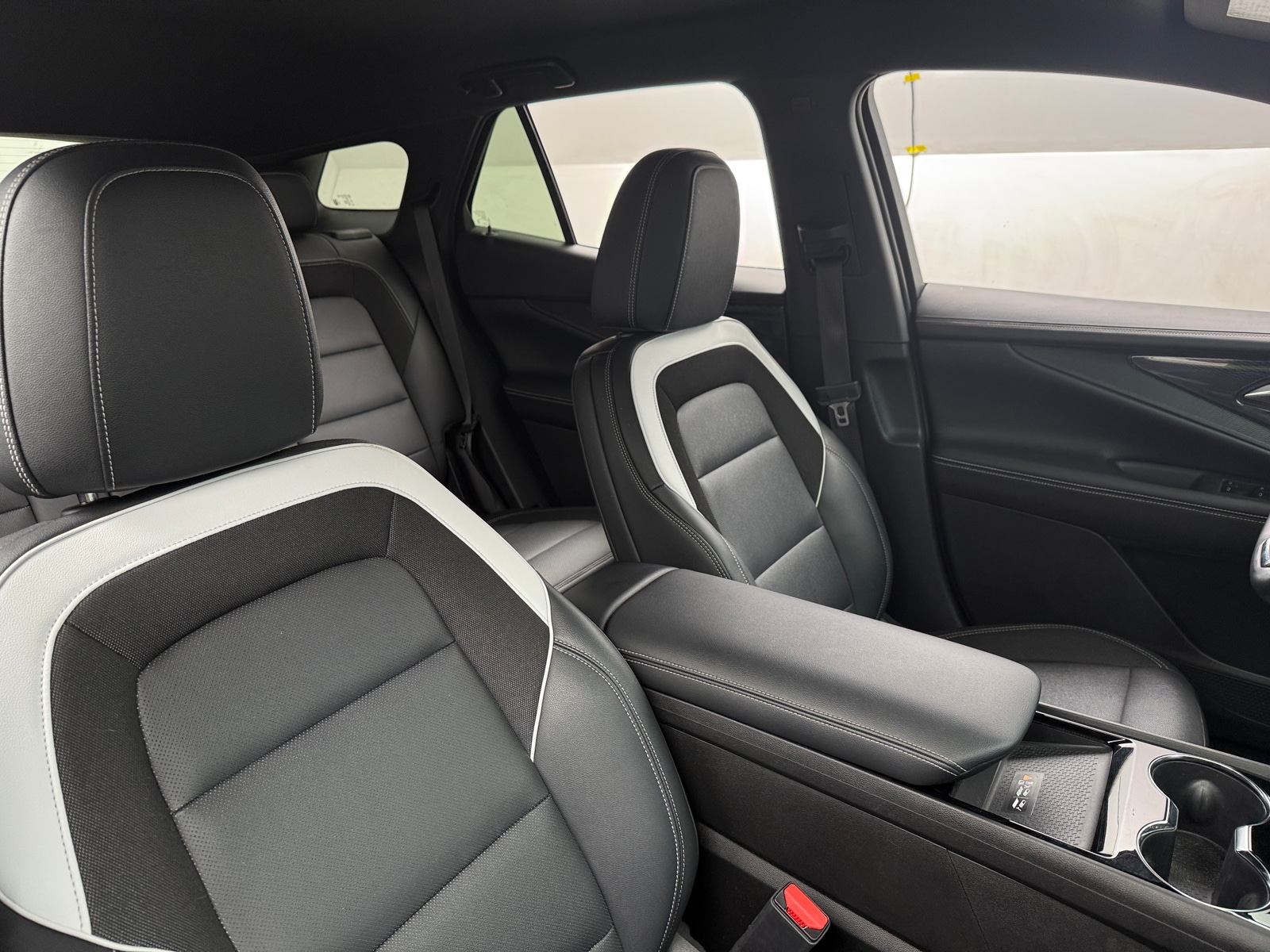 Thumbnail: 2024 Chevrolet Blazer EV - 2