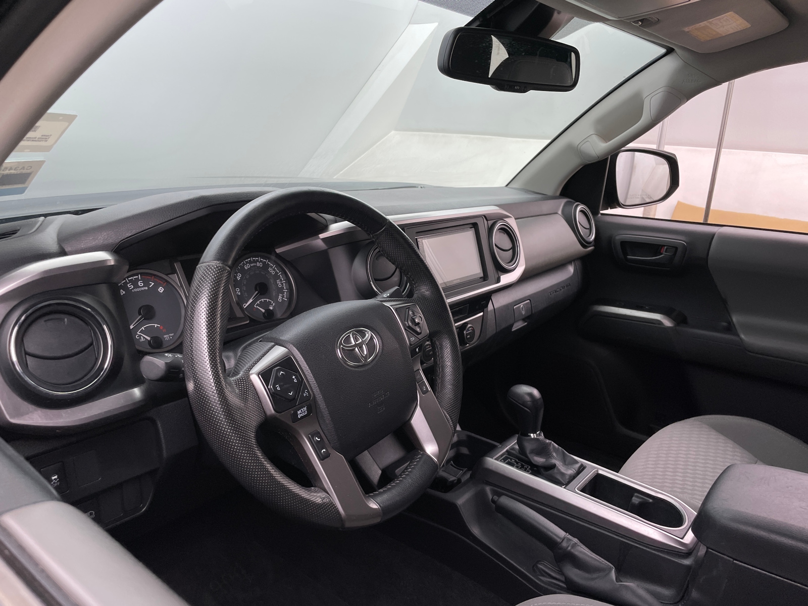 Thumbnail: 2022 Toyota Tacoma - 3