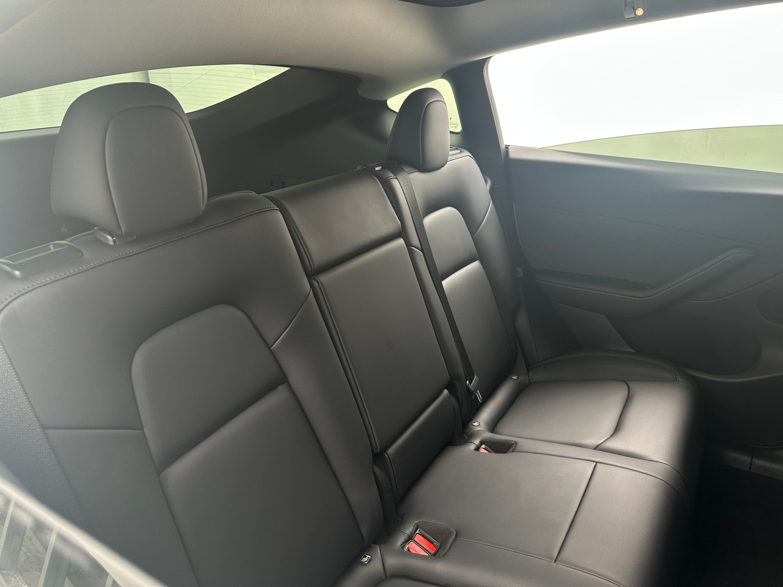 Thumbnail: 2022 Tesla Model Y - 5