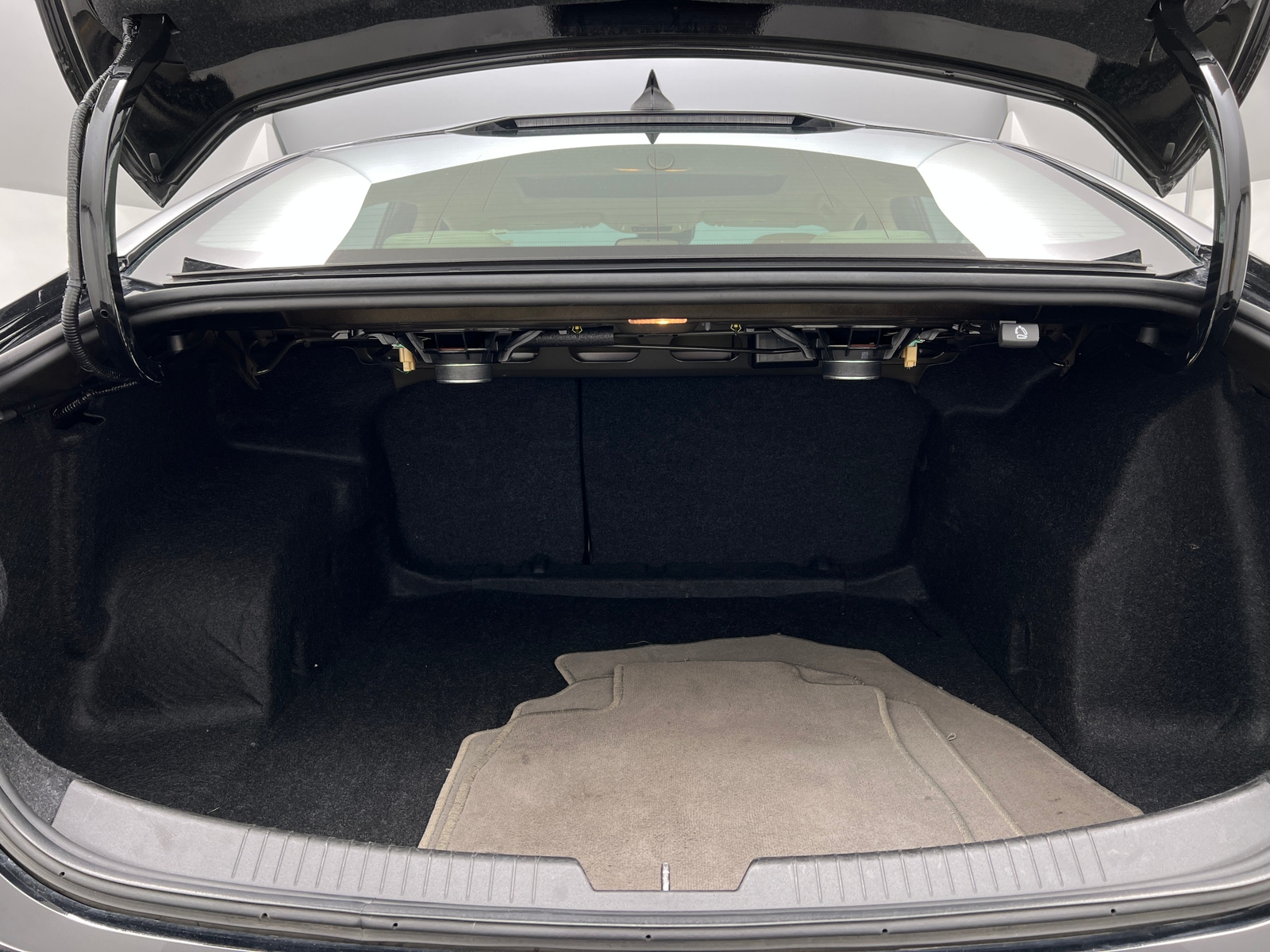 Thumbnail: 2024 Chevrolet Malibu - 6