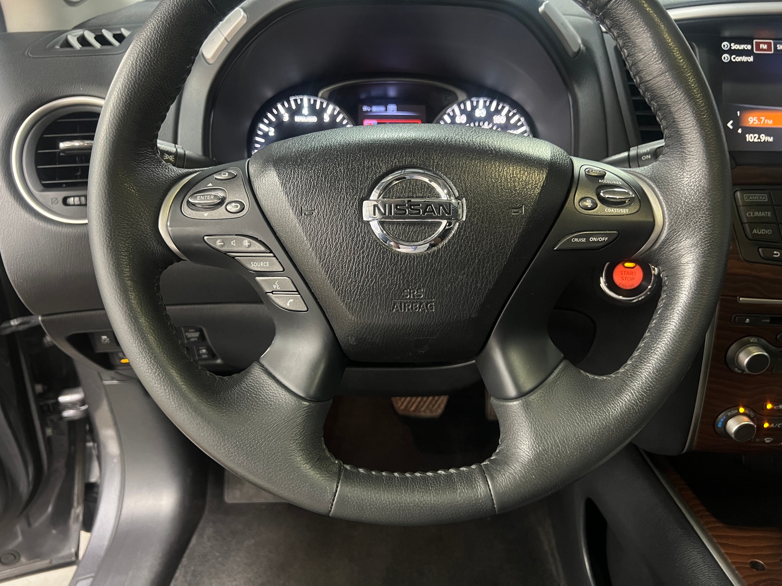 Thumbnail: 2017 Nissan Pathfinder - 4