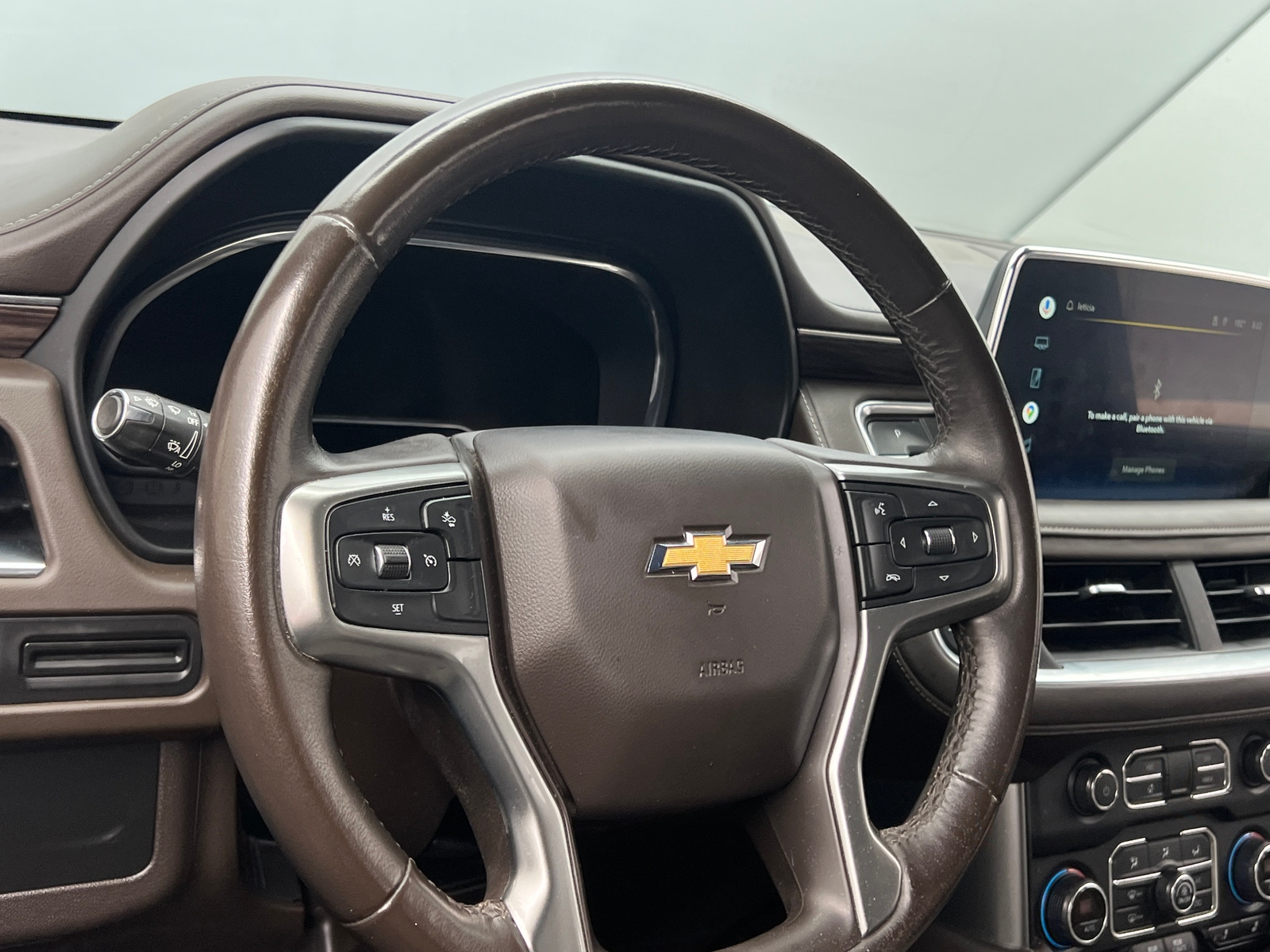 Thumbnail: 2022 Chevrolet Suburban - 4