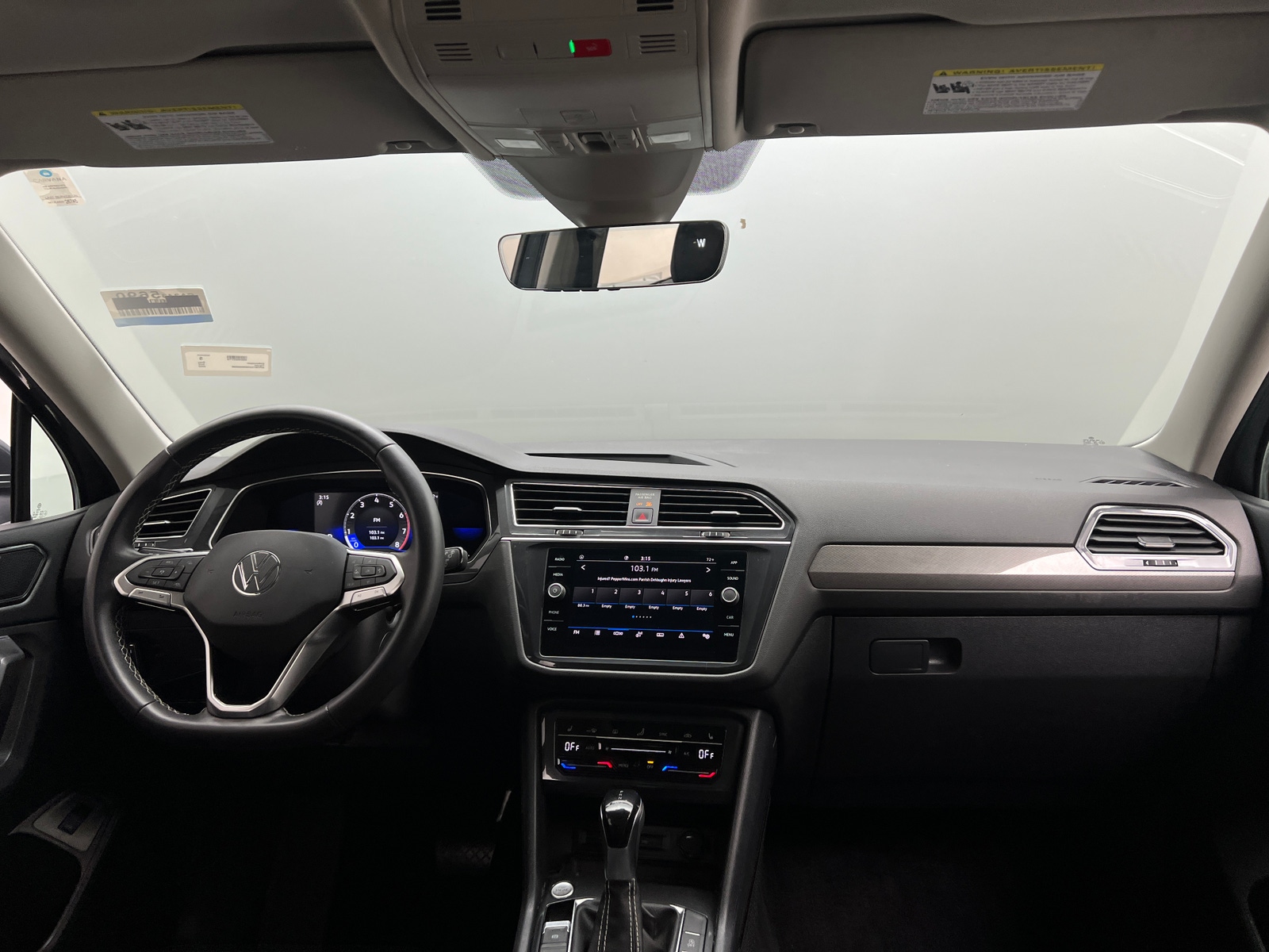 Thumbnail: 2022 Volkswagen Tiguan - 2