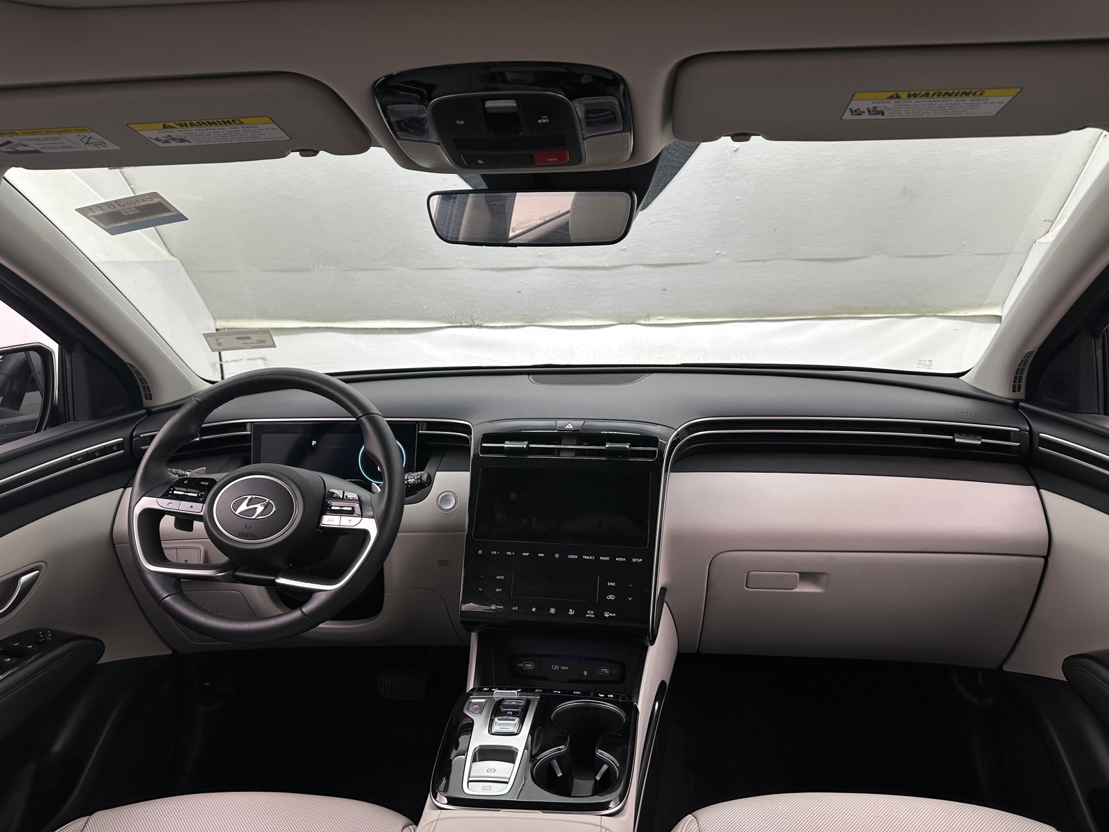 Thumbnail: 2022 Hyundai Tucson - 3