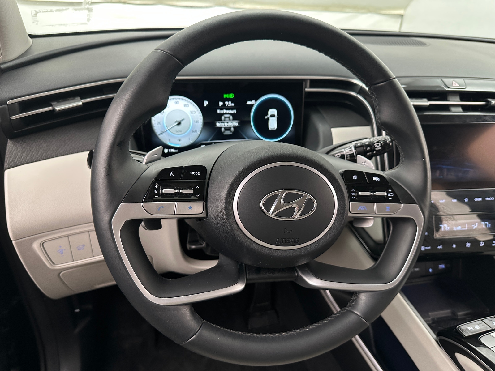 Thumbnail: 2022 Hyundai Tucson - 5