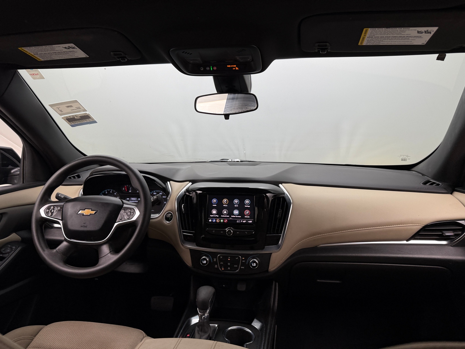Thumbnail: 2023 Chevrolet Traverse - 3